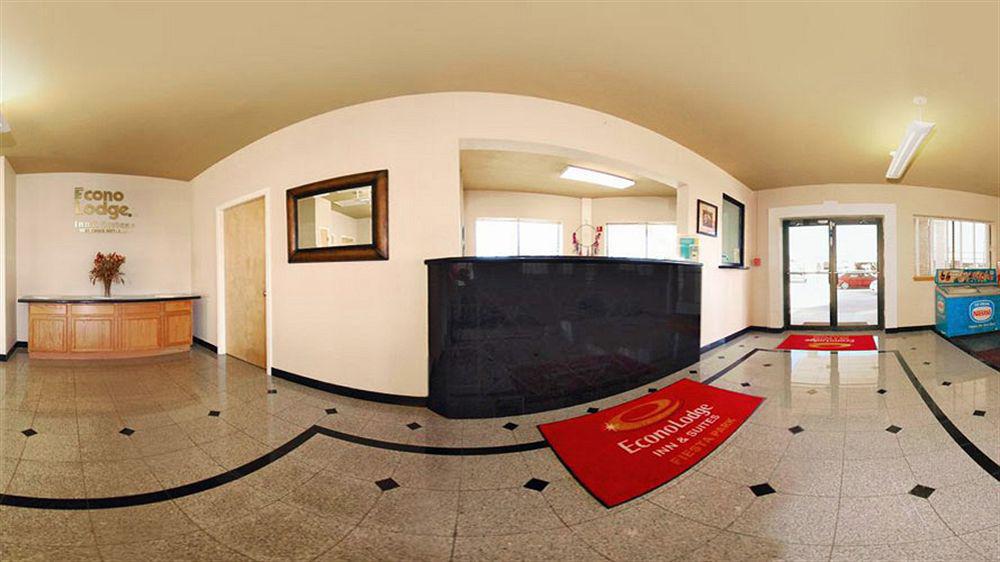 University Inn & Suites Сан Антонио Екстериор снимка